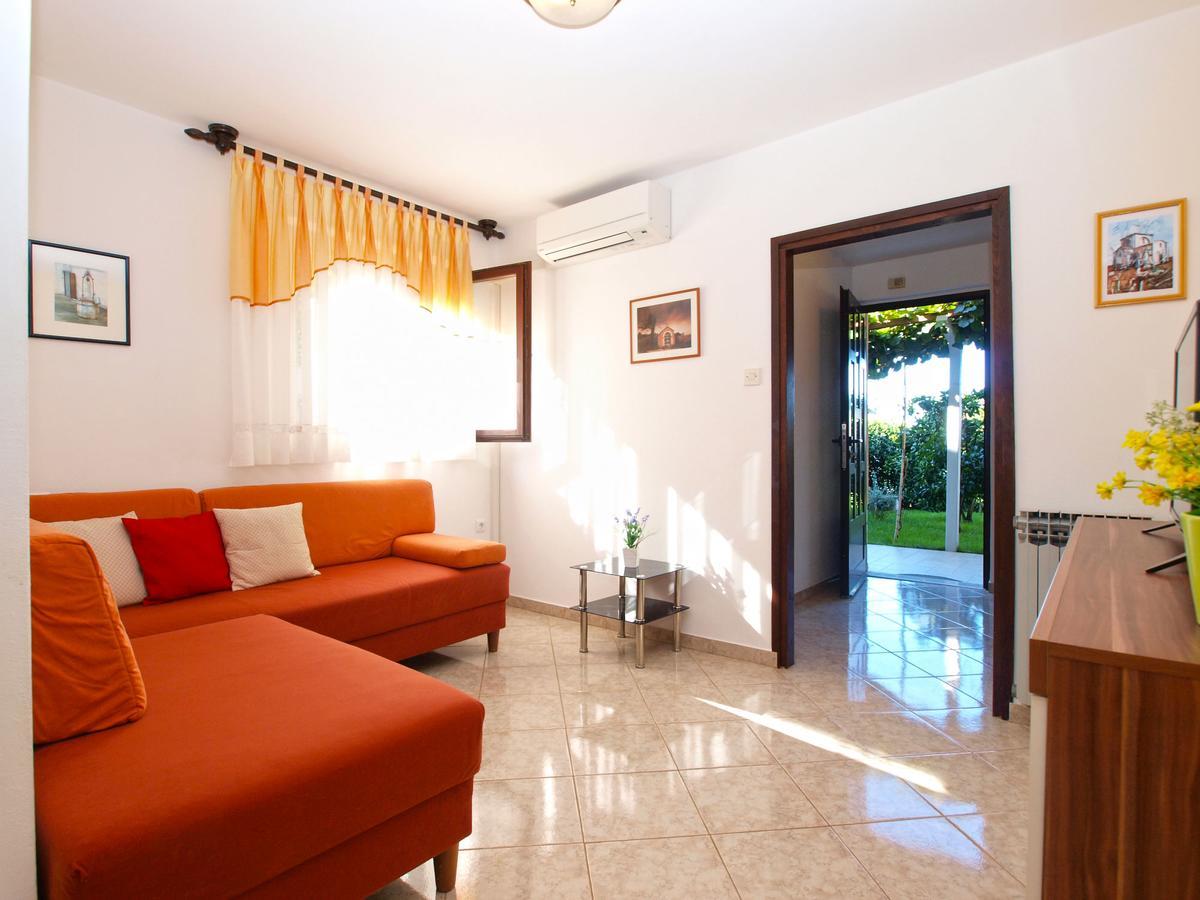 Apartment Nevenka 1482 梅杜林 外观 照片